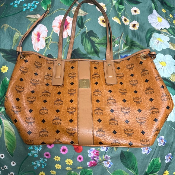 MCM Large Visetos Liz reversible tote - Picture 5 of 16